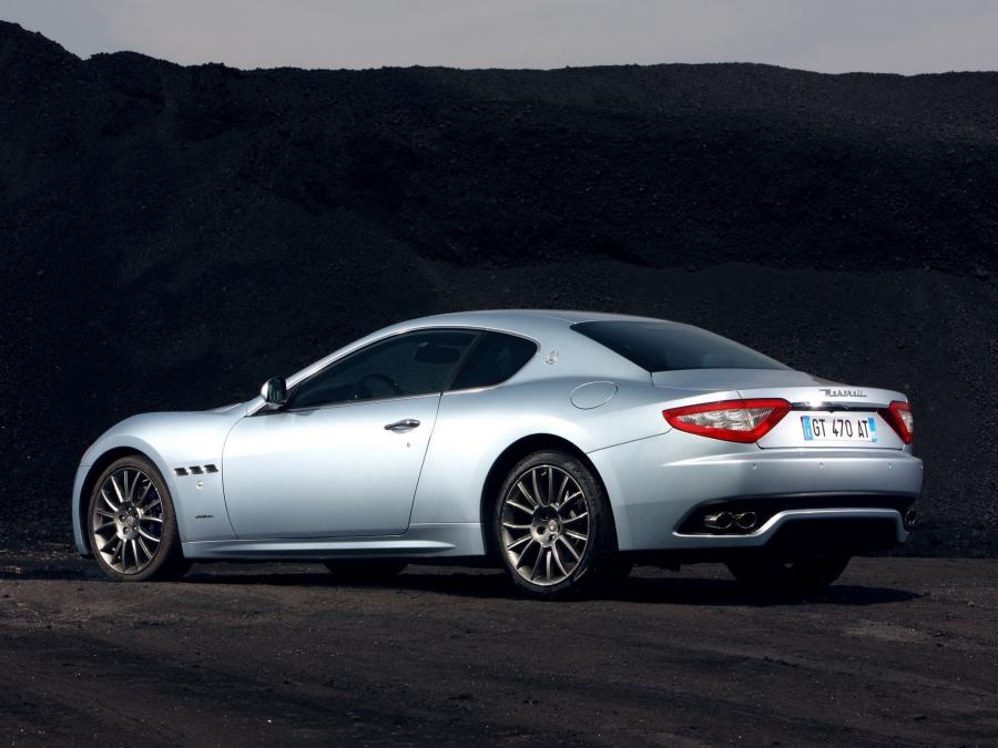  Maserati GranTurismo S Automatic 2009 года  (фото 82 из 86)